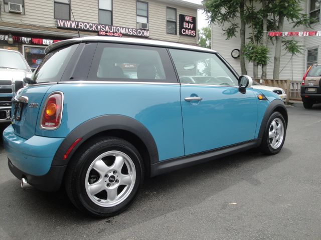 2008 Mini Cooper Base