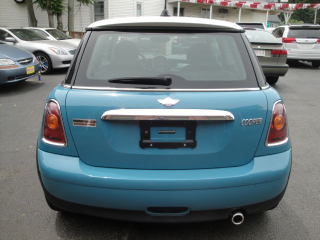 2008 Mini Cooper Base