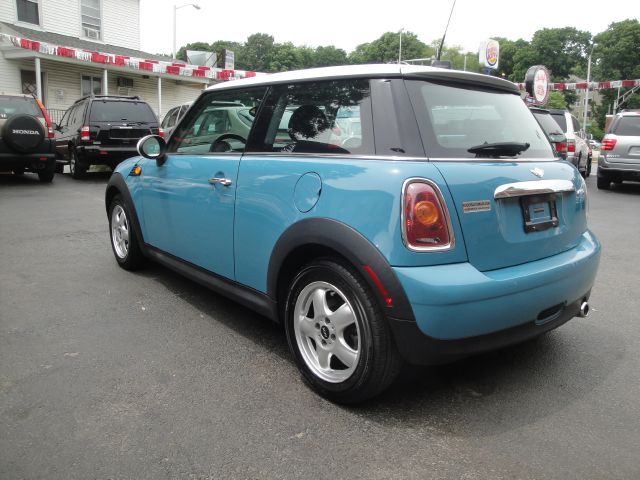 2008 Mini Cooper Base