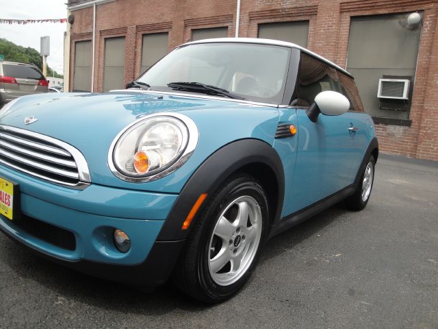2008 Mini Cooper Base