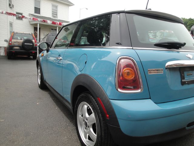 2008 Mini Cooper Base