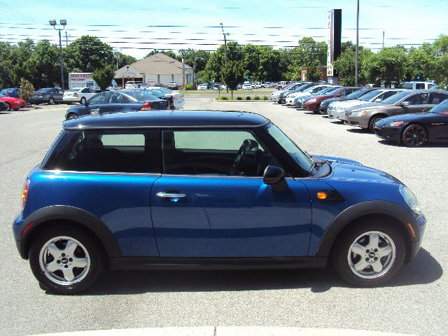 2008 Mini Cooper Base