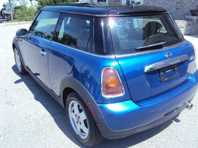 2008 Mini Cooper Base