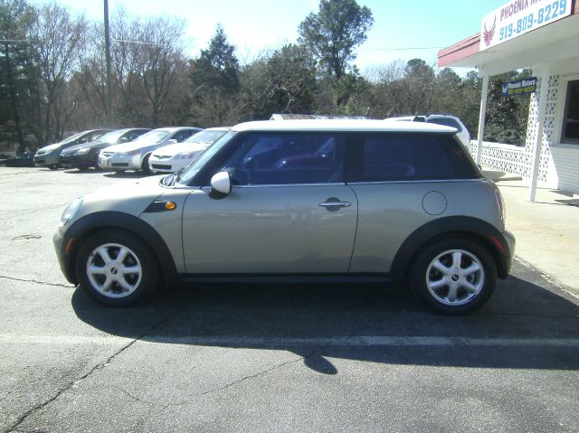 2008 Mini Cooper Base