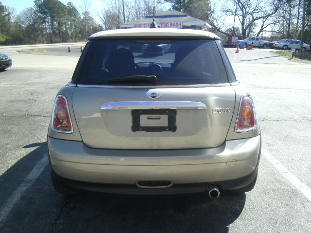 2008 Mini Cooper Base