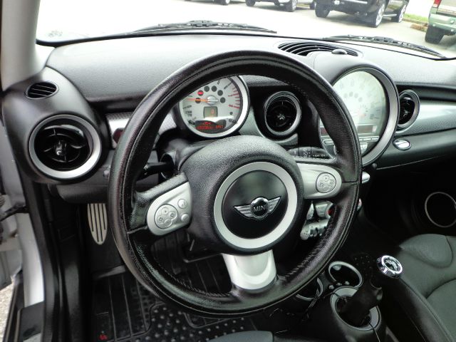 2009 Mini Cooper XR