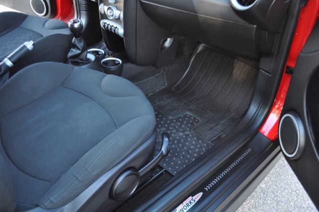 2009 Mini Cooper X S