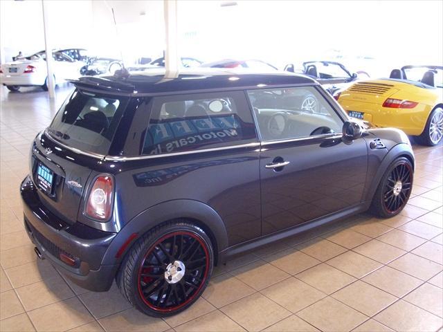 2009 Mini Cooper X AWD ALL Wheel Drivemint Condition Sedan