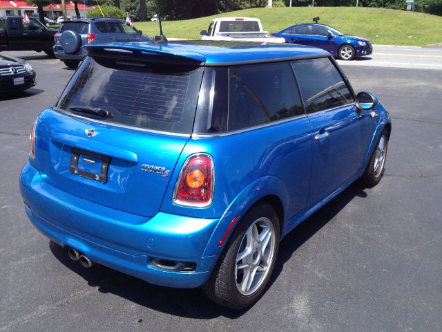 2009 Mini Cooper XR