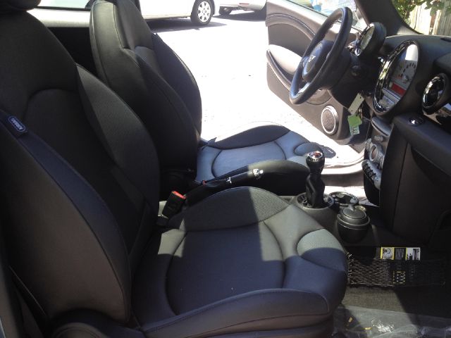 2009 Mini Cooper X S