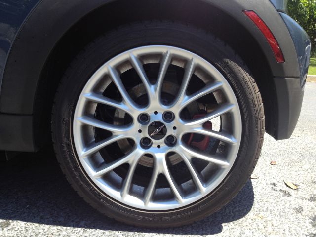 2009 Mini Cooper X S