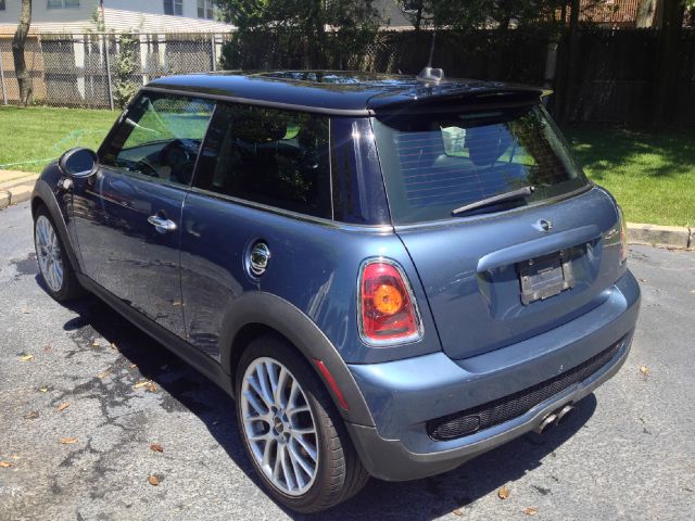 2009 Mini Cooper X S