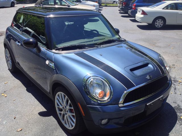 2009 Mini Cooper X S