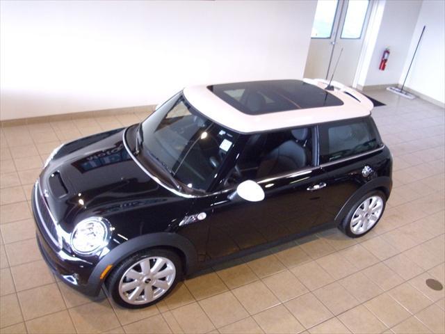 2009 Mini Cooper Premier V8