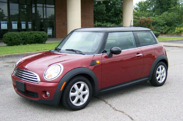 2009 Mini Cooper 2dr Cpe 328i RWD Spotrs