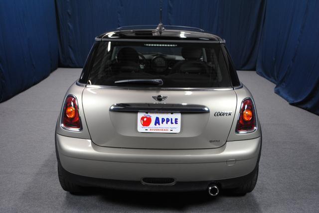 2009 Mini Cooper Base