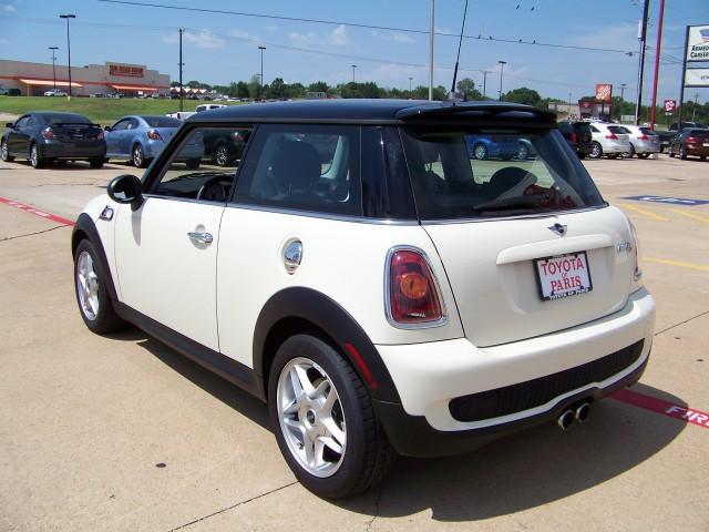 2009 Mini Cooper Premier AWD SUV