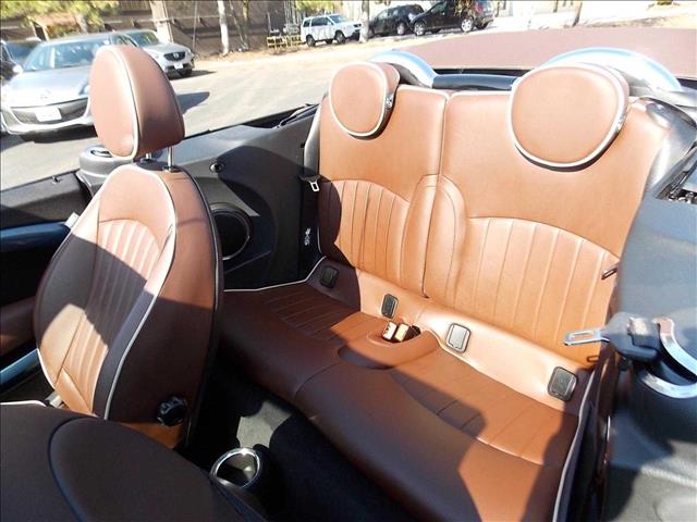 2009 Mini Cooper 4dr Sdn I4 Auto EX Sedan