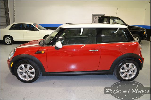 2010 Mini Cooper Base