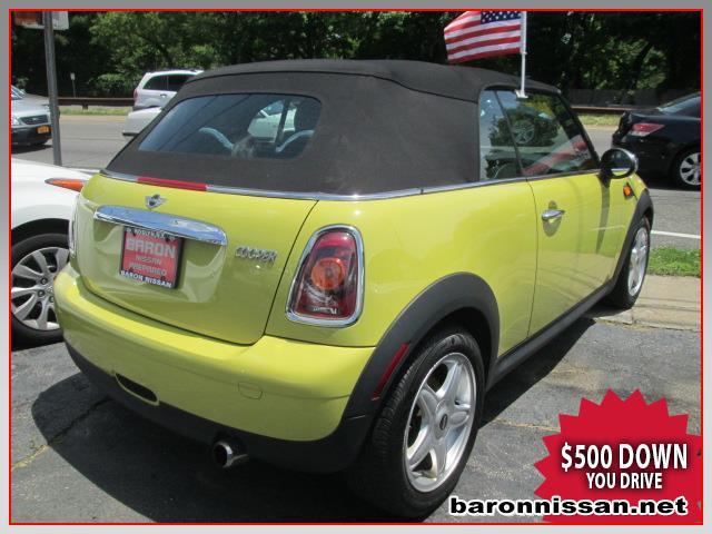 2010 Mini Cooper SW2