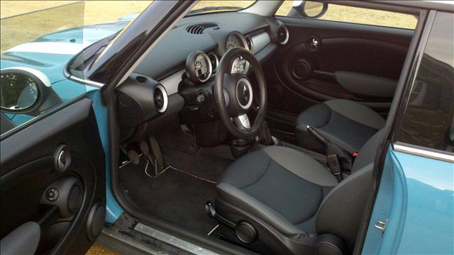 2010 Mini Cooper Base