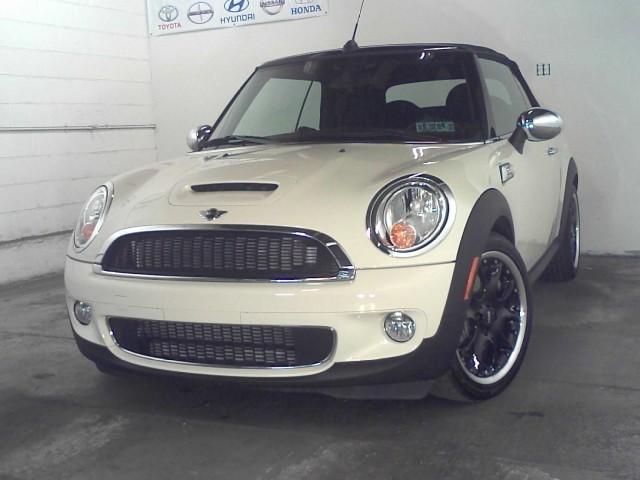 2010 Mini Cooper Front-wheel Drive