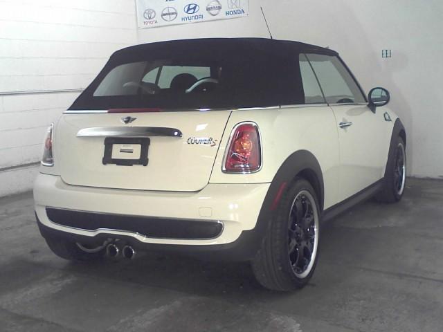 2010 Mini Cooper Front-wheel Drive