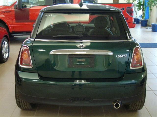 2010 Mini Cooper Base