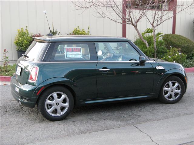 2010 Mini Cooper 1.8T Sedan