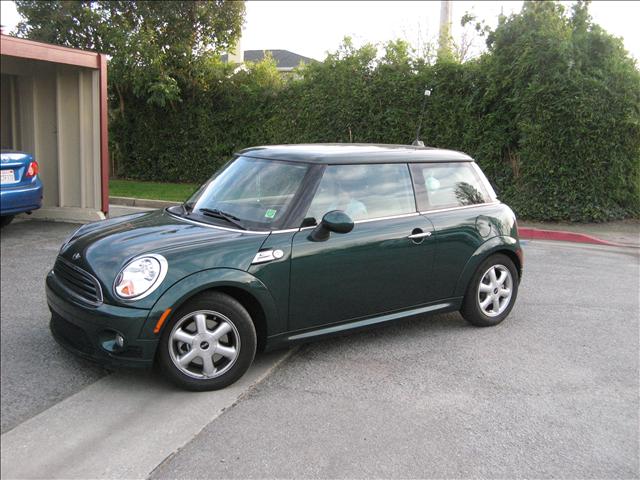 2010 Mini Cooper 1.8T Sedan