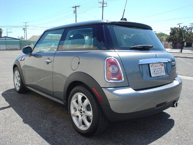 2010 Mini Cooper Unknown