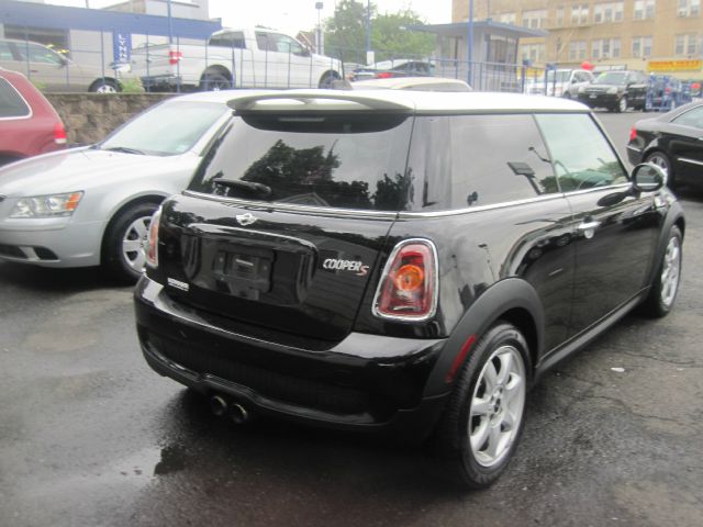 2010 Mini Cooper XR