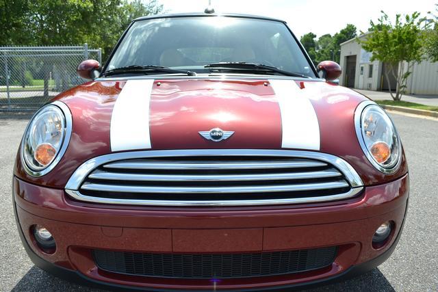 2010 Mini Cooper Base
