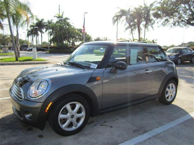 2010 Mini Cooper 1 Owner