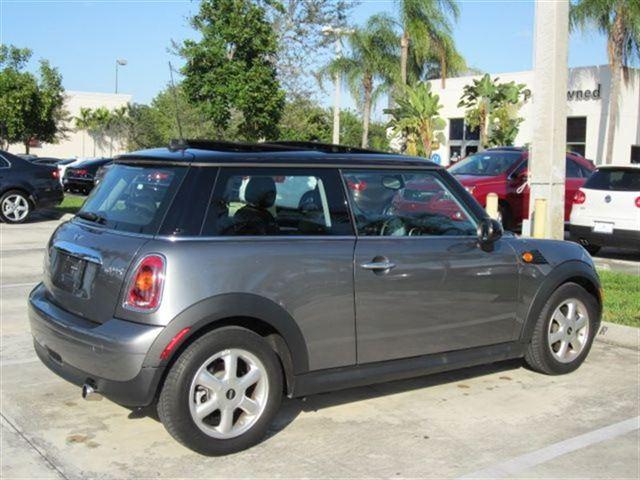 2010 Mini Cooper 1 Owner