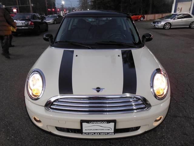 2010 Mini Cooper 2008 Chevrolet 15