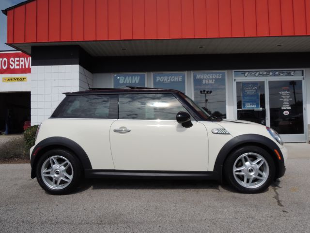 2010 Mini Cooper XR