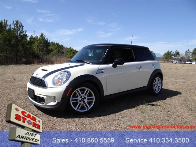 2011 Mini Cooper 4dr Quad Cab 160.5 WB DRW 4WD SLT