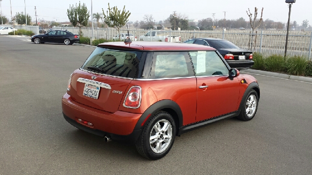 2011 Mini Cooper Base