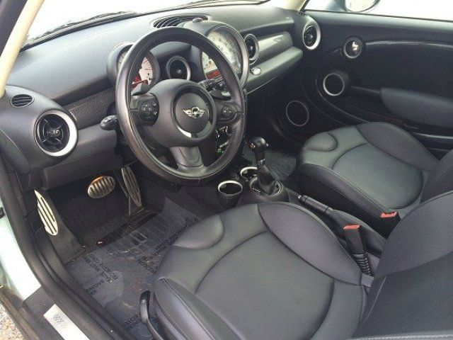 2011 Mini Cooper X AWD ALL Wheel Drivemint Condition Sedan