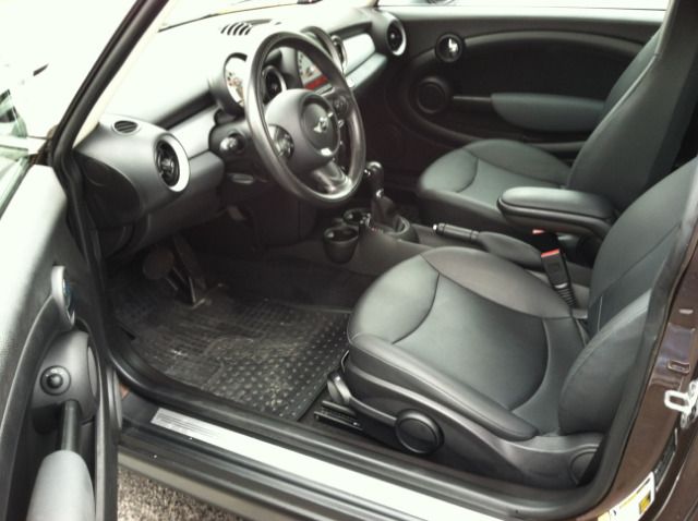 2011 Mini Cooper Base