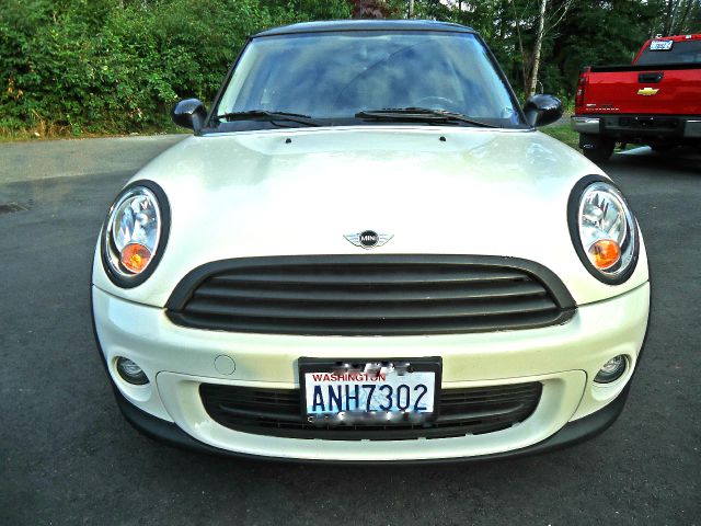 2011 Mini Cooper Base
