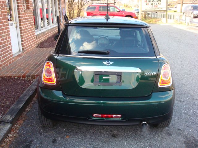 2011 Mini Cooper Base