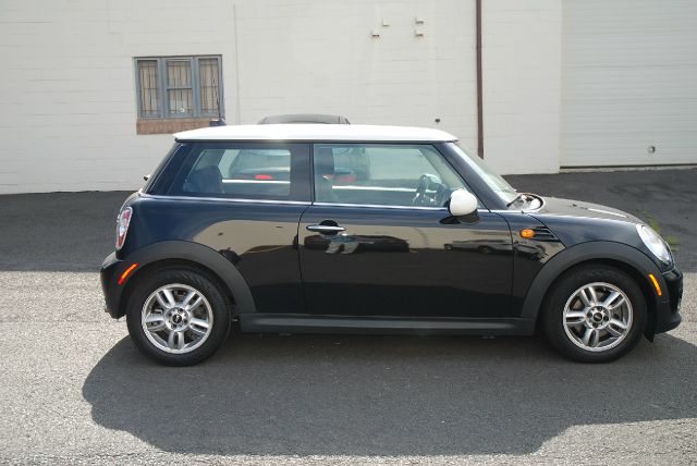 2012 Mini Cooper Base