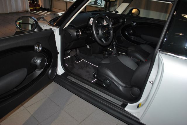 2012 Mini Cooper Base