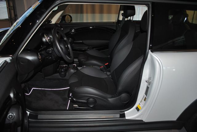 2012 Mini Cooper Base