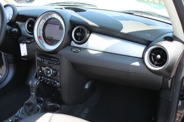 2012 Mini Cooper Base
