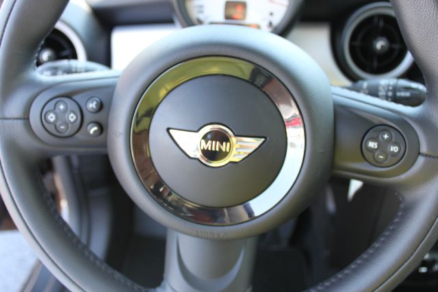 2012 Mini Cooper Base