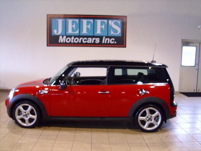 2008 Mini Cooper Clubman Premier V8