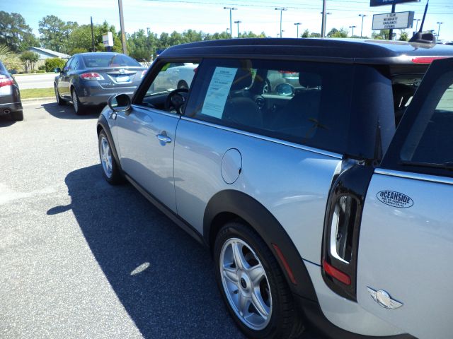 2008 Mini Cooper Clubman Base